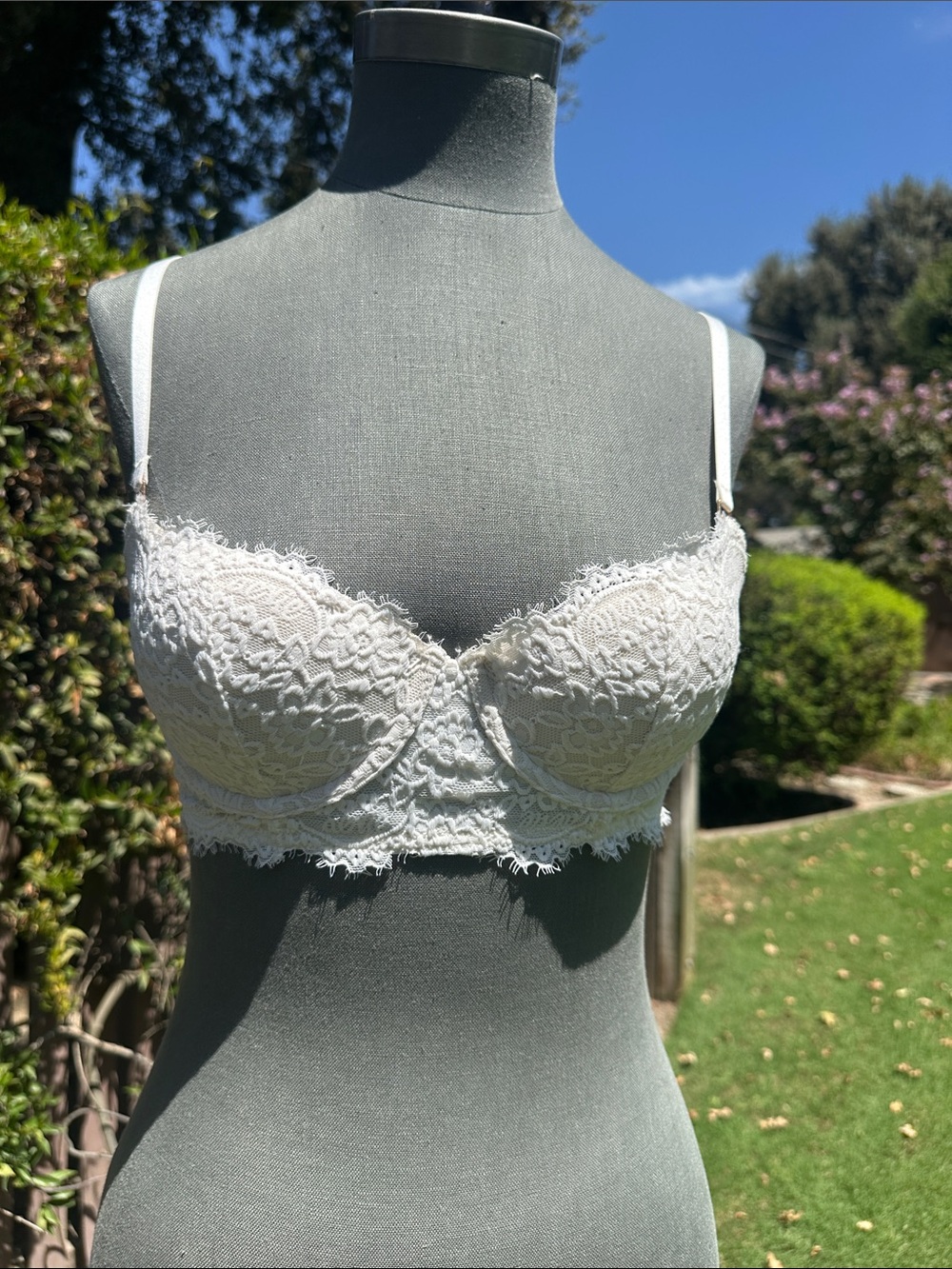 aerie White Lace Balconette Bra with Scalloped Trim